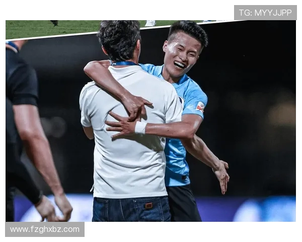 与黄强畅谈网球生涯的点滴与梦想之路 与黄强畅谈网球生涯的点滴与梦想之路