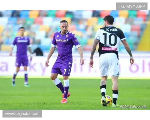 佛罗伦萨队与罗马的激烈对决揭示意甲争冠新局势