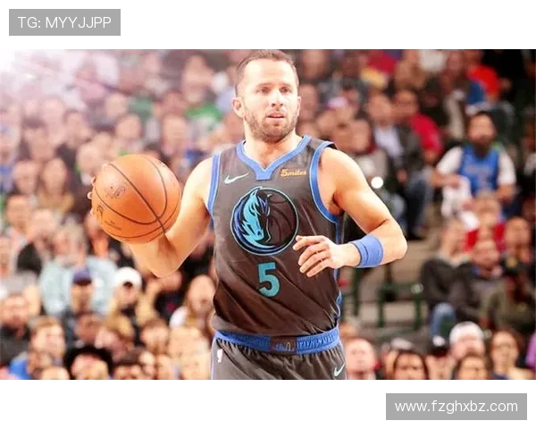 凯尔特人与小牛激战正酣比分悬念迭起引发球迷热议